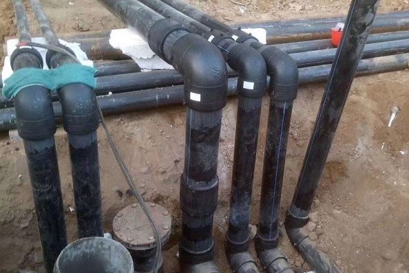 Comment les techniques de fusion ont-elles un impact sur les propriétés résistantes aux fuites des raccords HDPE?